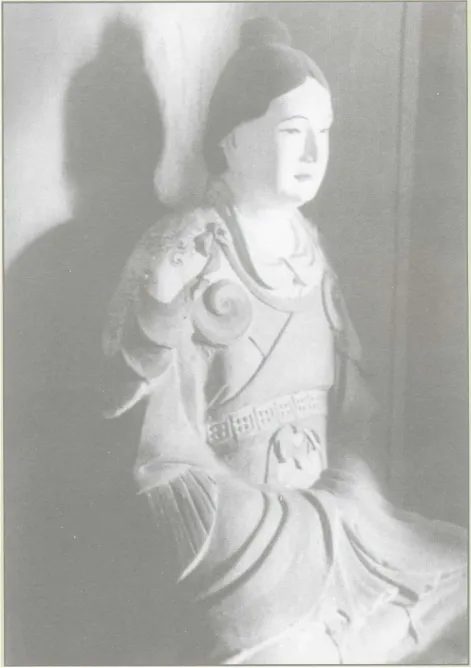 Edizione riordinata dello Zhongguo Gu Jianzhu Tudian, fotografato da Liang Sicheng e altri: statua della discepola laica Ning Gongyu del Tempio Foguang