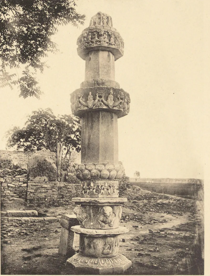 Tokiwa Daijō y Sekino Tadashi, Vestigios históricos y culturales de China, vol. 8: vista antigua del pilar dhāraṇī Uṣṇīṣa Vijayā oriental del Templo Longxing en Zhengding